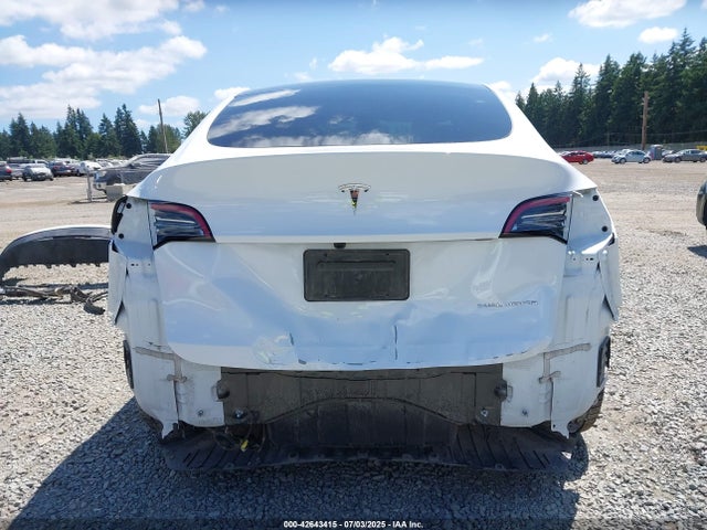 Tesla 2023 2023 7SAYGDEE2PF877078 Image 17