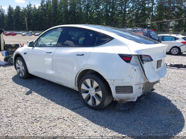 Tesla 2023 2023 7SAYGDEE2PF877078 Image 3