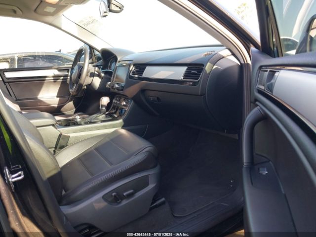 2013 VOLKSWAGEN TOUAREG WVGEF9BPXDD001489 Photo 4