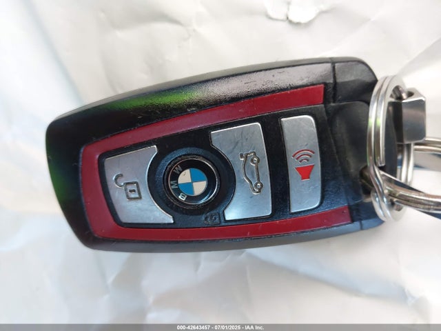 WBA8Z5C5XGG501439 BMW 328I