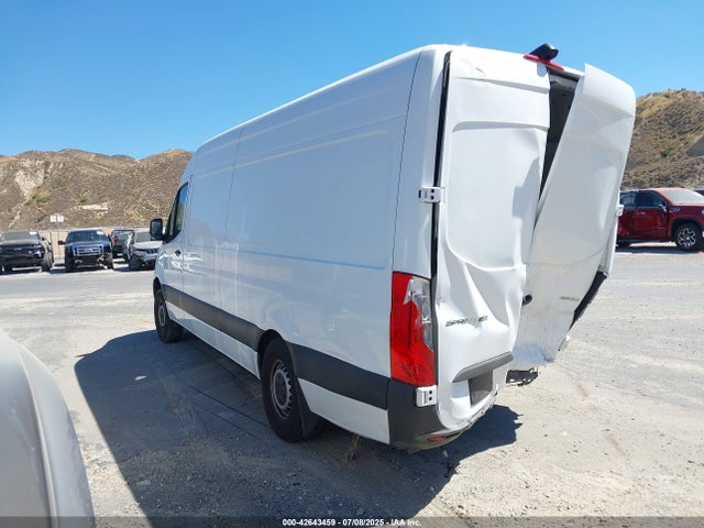 WD4PF1CD4KT003105 Mercedes-Benz om 642 with brake assist