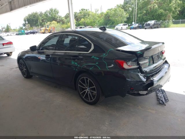 2021 BMW 330I 3MW5R1J05M8B47262 Photo 2