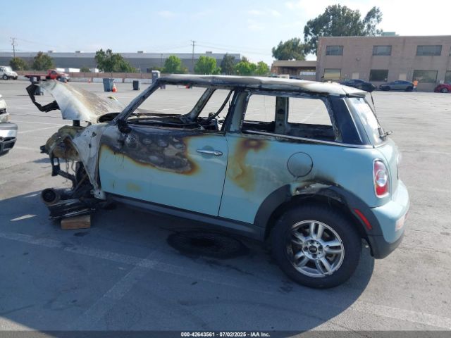 2012 MINI COOPER WMWSU3C55CT254115 Photo 2