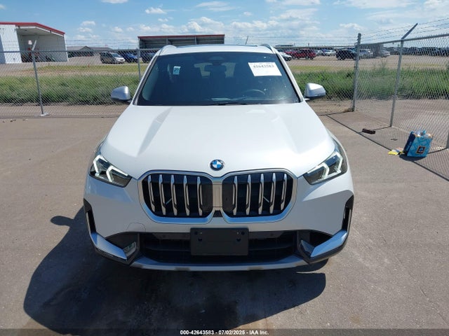 WBX73EF00R5Z82481 BMW X1