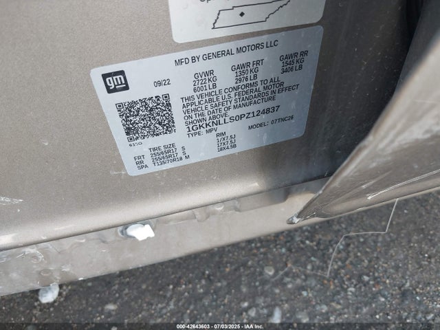 1GKKNLLS0PZ124837 GMC lgx