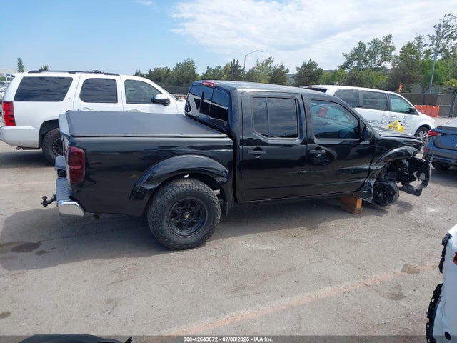1N6AD0ER2GN737081 Nissan 2016
