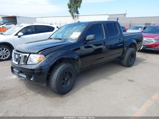 1N6AD0ER2GN737081 Nissan 2016