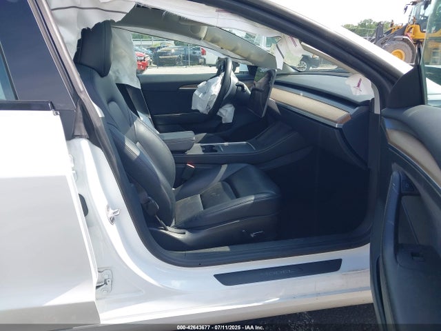 2023 TESLA MODEL 3 5YJ3E1EAXPF653355 Photo 4