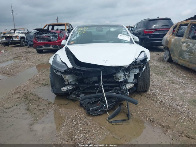 2023 TESLA MODEL 3 5YJ3E1EAXPF653355 Photo 5