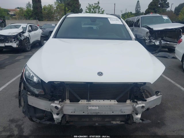 WDC0G4JB6KV148205 Mercedes-Benz m274