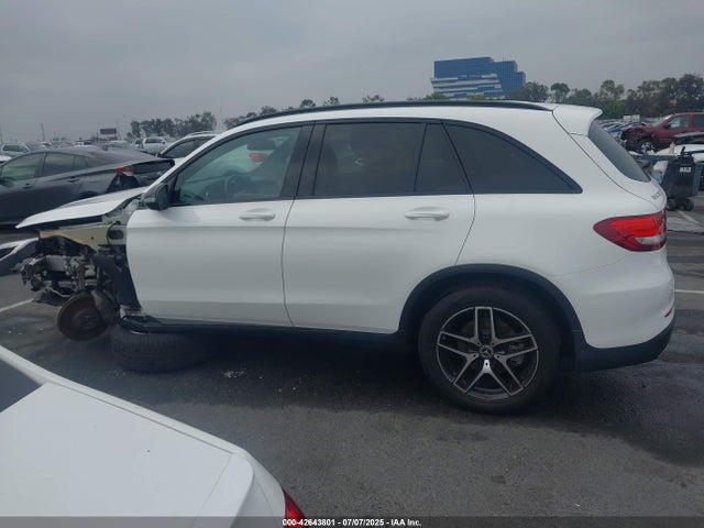 WDC0G4JB6KV148205 Mercedes-Benz m274