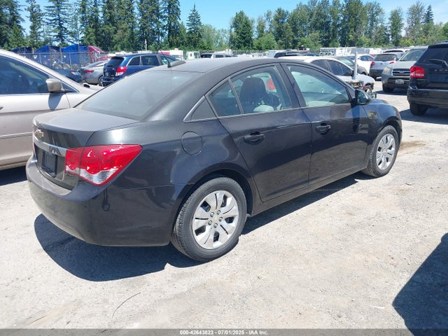 1G1PA5SGXF7106161 Chevrolet lwe