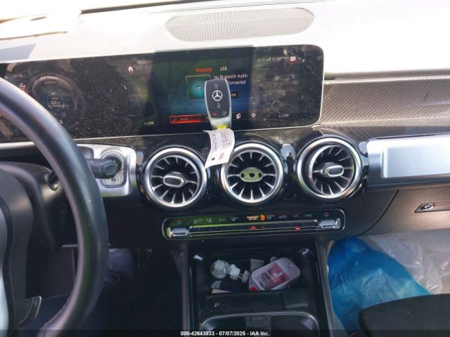 2021 MERCEDES-BENZ GLB 250 W1N4M4GB4MW136356 Photo 10