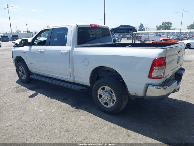 3C6UR5DJ4KG519811 RAM 2019