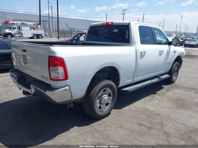 3C6UR5DJ4KG519811 RAM 2019