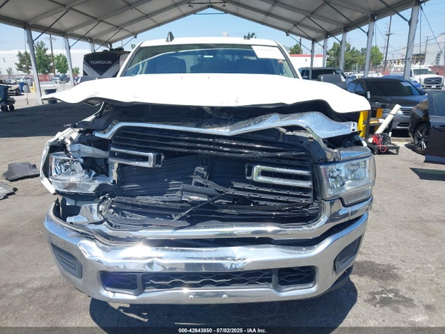 3C6UR5DJ4KG519811 RAM 2019