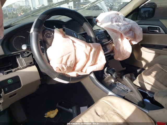 Honda k24w1 2015 1HGCR2F39FA060329 Image 20