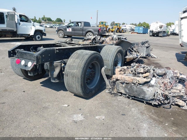 1XKYDP9X4HJ127649 Kenworth T680