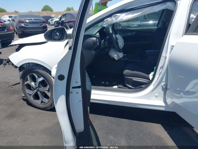 KIA mpi nu 2021 3KPF24AD8ME403914 Image 5