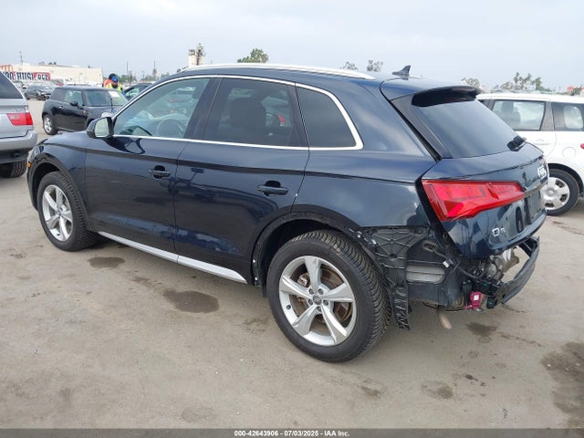 WA1CNBFYXL2005734 Audi 2020
