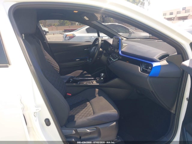 NMTKHMBX6NR142536 Toyota 3zr-fae