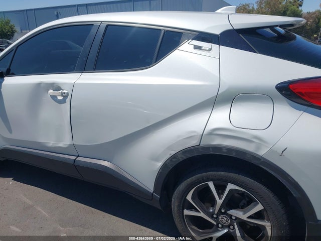 NMTKHMBX6NR142536 Toyota 3zr-fae