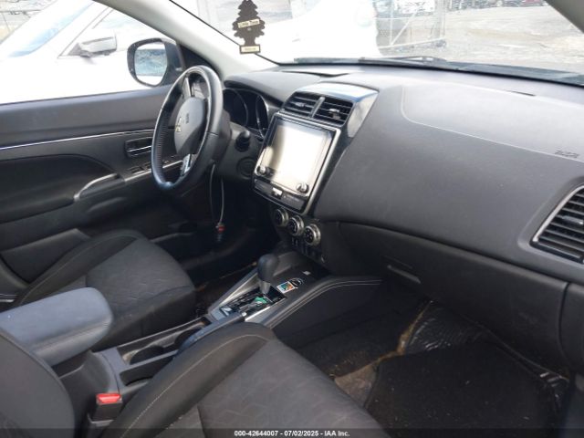 2020 MITSUBISHI OUTLANDER SPORT JA4AR3AU0LU018518 Photo 4