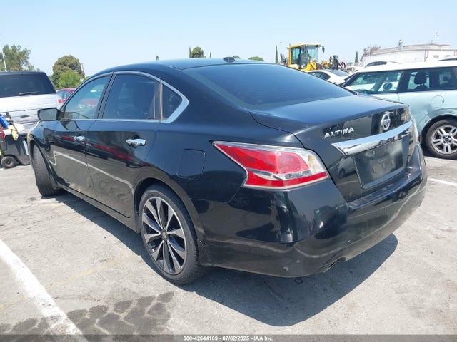 Nissan Altima 2015 1N4AL3AP7FC203439 Image 3