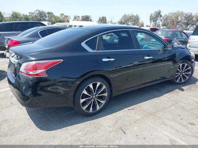 Nissan Altima 2015 1N4AL3AP7FC203439 Image 4