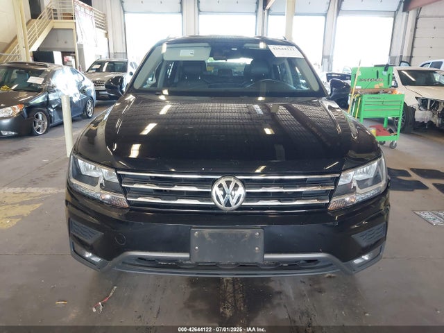 Volkswagen Tiguan 2018 3VV2B7AX9JM001557 Image 12