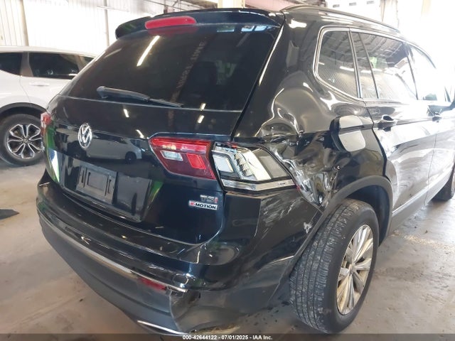 Volkswagen Tiguan 2018 3VV2B7AX9JM001557 Image 6