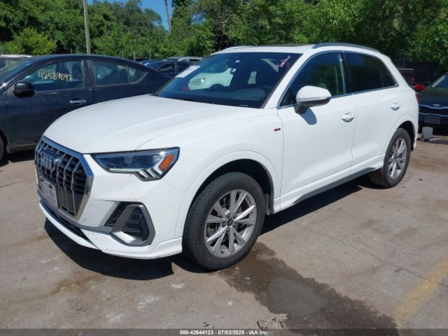 2023 AUDI Q3 WA1DECF34P1096834 Photo 1