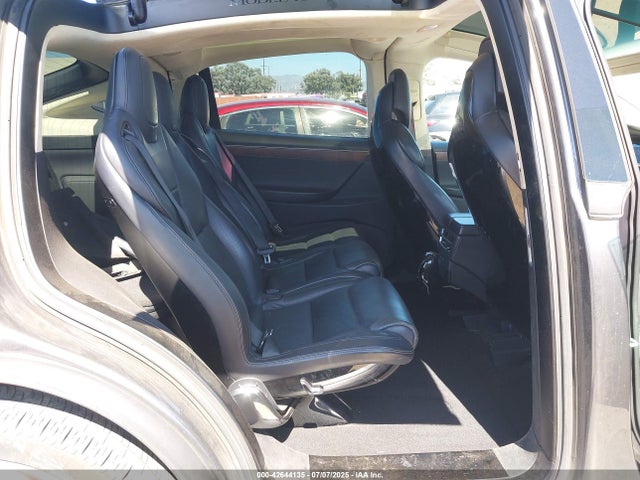 2016 TESLA MODEL X 5YJXCAE2XGF021133 Photo 7