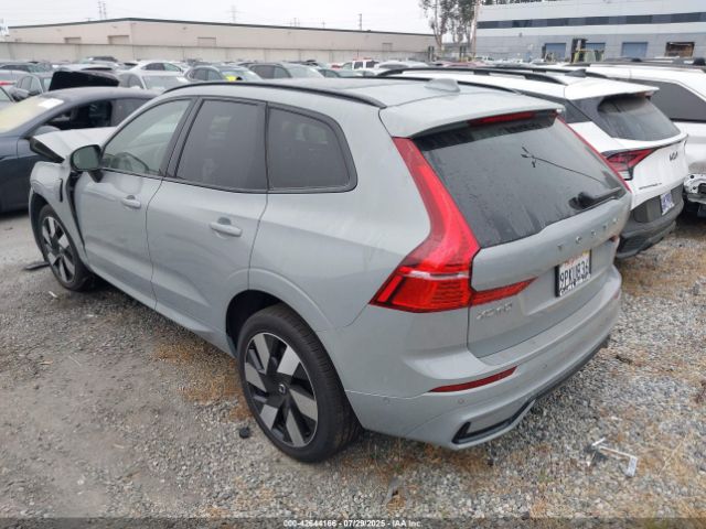 2025 VOLVO XC60 PLUG-IN HYBRID YV4H60RC4S1000561 Photo 2