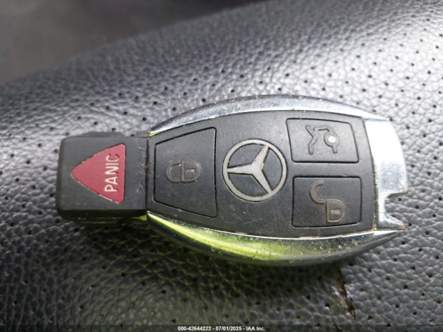 2012 MERCEDES-BENZ C 300 WDDGF8BB7CA643833 Photo 10