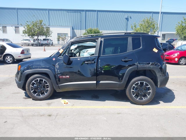 ZACNJDC12PPP23574 Jeep 2023