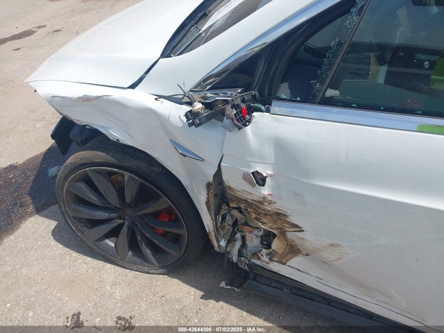 2019 TESLA MODEL X 5YJXCBE46KF187777 Photo 5