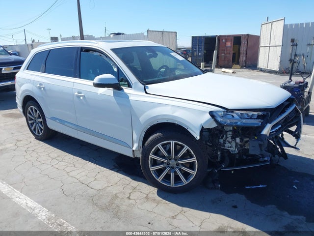 2018 AUDI Q7 WA1LHAF77JD027166 Photo 0
