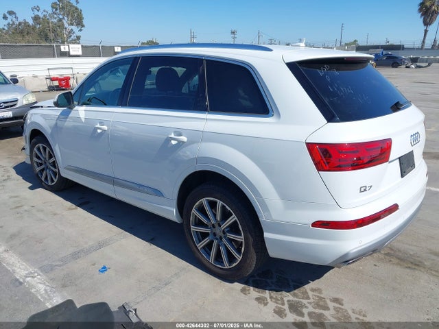 2018 AUDI Q7 WA1LHAF77JD027166 Photo 2