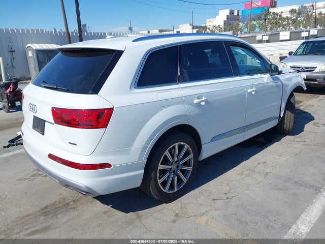 2018 AUDI Q7 WA1LHAF77JD027166 Photo 3