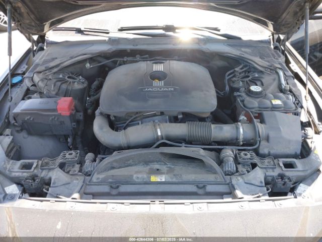 2017 JAGUAR XE SAJAD4BG9HA953565 Photo 9