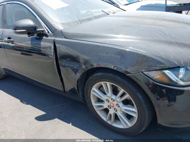 2017 JAGUAR XE SAJAD4BG9HA953565 Photo 5