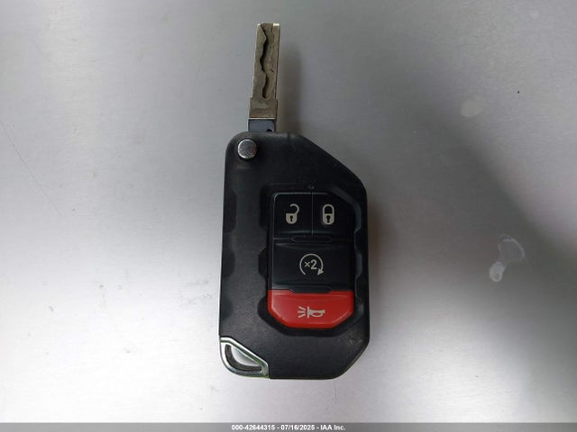 1C4HJXFG9JW166268 Jeep 2018