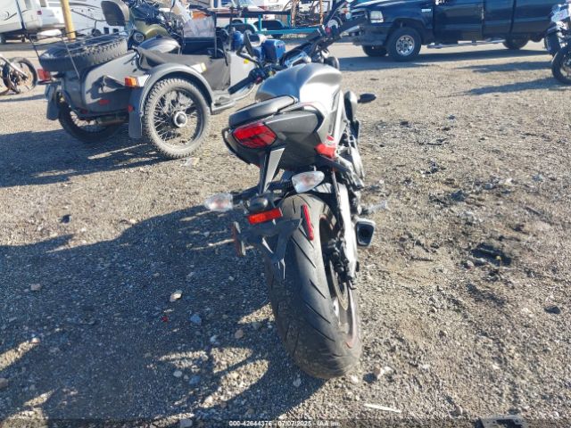 2020 TRIUMPH MOTORCYCLE STREET TRIPLE SMTA544D1LTAA1607 Photo 5