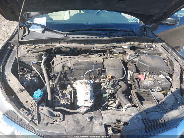 1HGCR2F88HA084152 Honda k24w1