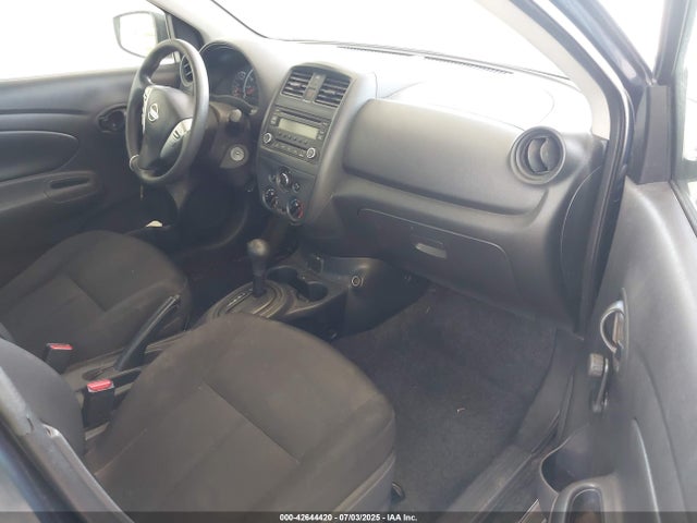 3N1CN7AP0HL816274 Nissan 2017