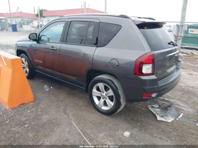 2016 JEEP COMPASS 1C4NJCEA2GD648240 Photo 2