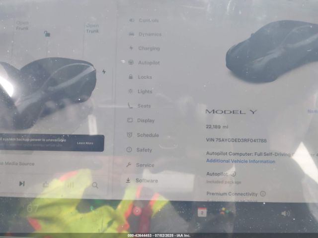 2024 TESLA MODEL Y 7SAYGDED3RF041788 Photo 6