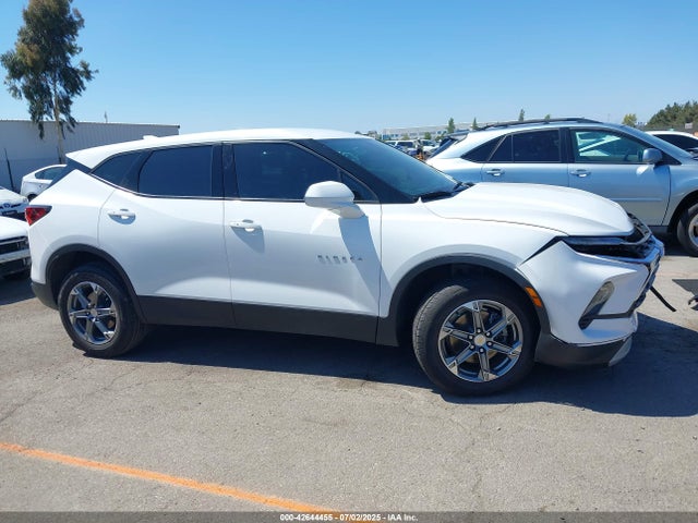 Chevrolet lsy 2023 3GNKBCR41PS235785 Image 12