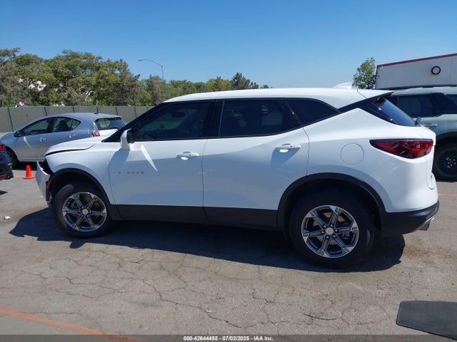 Chevrolet lsy 2023 3GNKBCR41PS235785 Image 13
